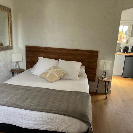 Les Chambres De L'Arestel Eksteriør billede