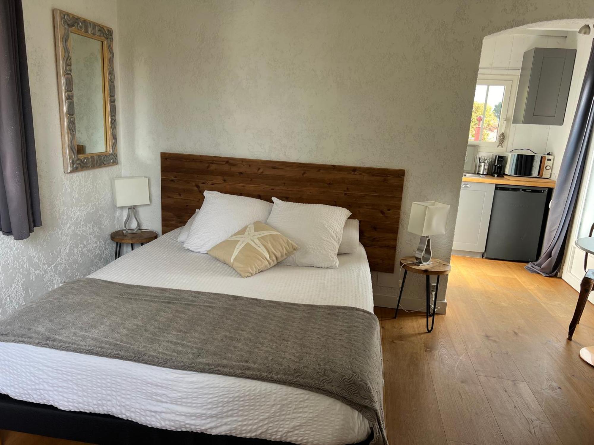 Les Chambres De L'Arestel Eksteriør billede